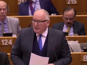 Zbigniew Kuźmiuk: Wiceprzewodniczący Timmermans próbuje wspierać kolejny „pucz” w Polsce
