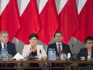 Premier Beata Szydło: Dobrobyt firm powinien przekładać się na lepsze życie Polaków