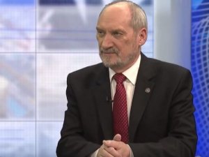 Antoni Macierewicz: Rząd nie cofnie się z drogi reform sądownictwa. To ostatni szaniec postkomunizmu