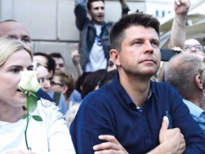 Poseł Melak ws. inwigilacji Petru: Wielokrotnie łamał prawo, nawołując do obalenia rządu PiS