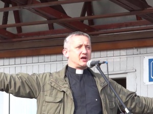 [video] Ks. Tomasz Kancelarczyk po ataku bpa Pieronka na władze: Jest mi po prostu wstyd