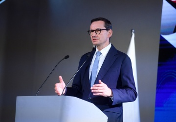 Premier: Podpisałem umowę o budowie pierwszej polskiej elektrowni atomowej