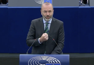 Manfred Weber chce Paktu Migracyjnego bo… w Niemczech, Austrii, Holandii i Włoszech nie ma już wolnych mieszkań