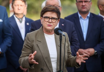 Beata Szydło: Trwa szerokie przygotowywanie gruntu pod przyjęcie zmian