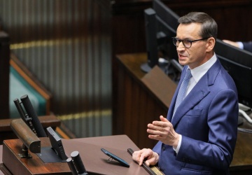 Morawiecki przypomniał Tuskowi starą wypowiedź o Rosji. „Czy dalej byście tak powiedzieli?”