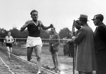 Historyk: Podczas II wojny światowej Niemcy zamordowali ponad 1,5 tys. polskich sportowców