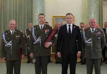 Prezydent Andrzej Duda mianował dowódców armii