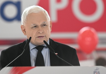 Kaczyński: Tusk prężył muskuły, a został ograny jak dziecko 