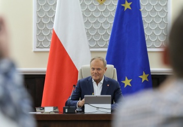 Onet zapytał, czego internauci życzą Tuskowi z okazji urodzin. No i się zaczęło