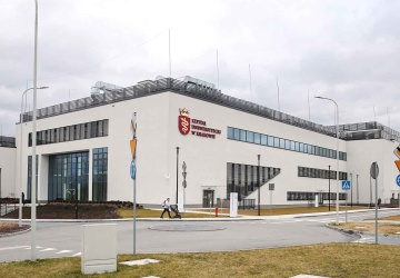 Nie żyje lekarz zaatakowany przez nożownika w Krakowie