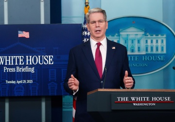 Scott Bessent o umowie ws. minerałów: Daje ona Donaldowi Trumpowi silną pozycję