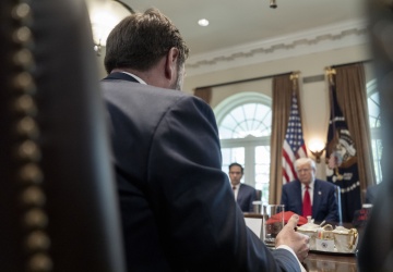 Niepokojący głos wiceprezydenta USA o wojnie na Ukrainie