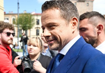 Najgorszy wynik Trzaskowskiego od początku kampanii. Nowy sondaż