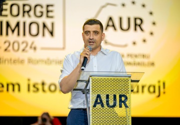 Wybór jest prosty. George Simion uderzył w Donalda Tuska ws. wyborów prezydenckich