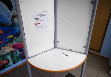 Tragedia w lokalu wyborczym w Szczecinie. Nie udało się uratować kobiety