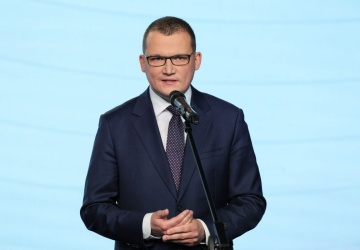 Szefernaker o środowej debacie kandydatów: Trzaskowski wiele mówi o szacunku, mówimy: sprawdzam