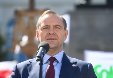 Rozmowa Sławomira Mentzena z Karolem Nawrockim. Padła data