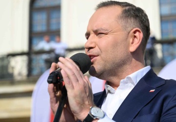 Pakt migracyjny w Rumunii wchodzi w życie. Karol Nawrocki: To samo grozi Polsce