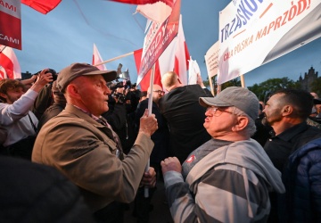 Polityk Koalicji 13 grudnia zakłócał debatę w Końskich