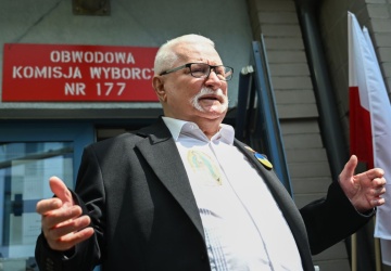 Wałęsa z receptą na sukces: Rządząca koalicjo! Czas na męskie działania oczyszczające!