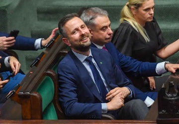 W PSL sondują koalicję z PiS i Konfederacją? Pytania do działaczy w całym kraju