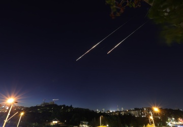 Iran uderza na Izrael. Są doniesienia o zniszczeniach