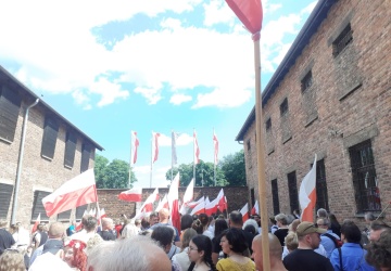 To Wy jesteście przyszłością narodu. Obchody 85 rocznicy I transportu Polaków do KL Auschwitz