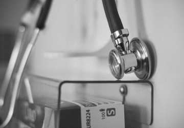 Ognisko groźnej choroby w żłobku i przedszkolu. Sanepid wydał komunikat