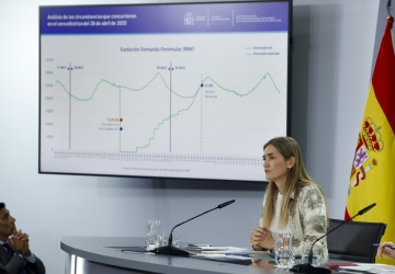 Blackout w Hiszpanii. Rząd podał przyczynę awarii dostawy prądu