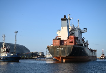 „Khatanga” odholowana. Rosyjski wrak po 8 latach zniknął z Portu Gdynia