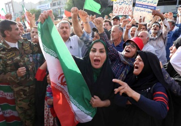 Eksplozje w okolicy baz USA. Iran rozpoczął atak
