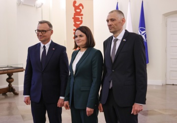 Andrzej Duda spotkał się ze Swiatłaną oraz Siarhiejem Cichanouskimi