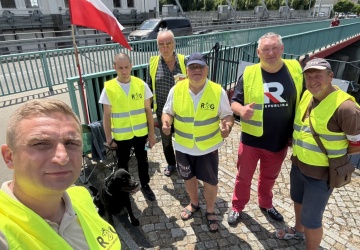 Robert Bąkiewicz przekazał nam informacje o możliwym ataku na Sąd Najwyższy: Widzimy się o 7.30