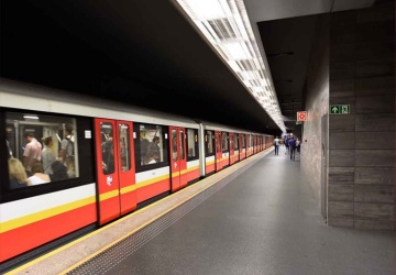 Kolejna awaria warszawskiego metra. Dym w tunelu M1