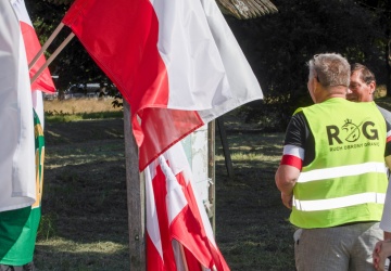Niemieckie media: Ruch Obrony Granic torpeduje niemiecką politykę migracyjną