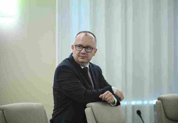 Adam Bodnar pozwany przez sędziego. Do procesu prędko nie dojdzie
