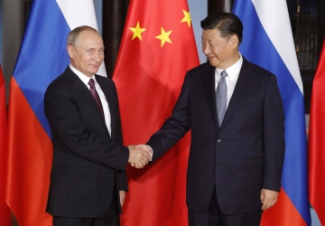 Za półtora roku wojna z Chinami i Rosją? Generał NATO ostrzega