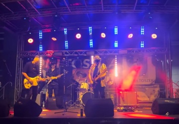Legendarny gitarzysta Maanamu nie żyje. Miał 71 lat