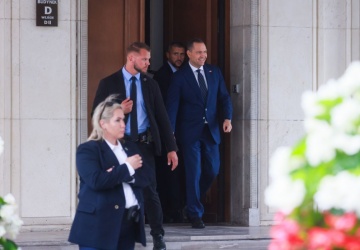 Karol Nawrocki spotkał się z Hołownią. Wiadomo, jakie inicjatywy ustawodawcze podejmie jako pierwsze