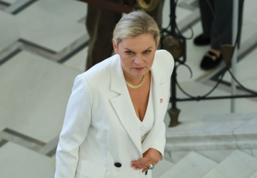 Poseł KO o Nowackiej: Każdy kto łączy kropki, wie dlaczego została. Burza w sieci