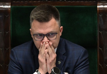 Zamach stanu? Jest wniosek do prokuratury o przesłuchanie Szymona Hołowni