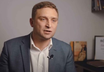 Robert Bąkiewicz usłyszy zarzuty. Komunikat prokuratury