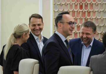 Sikorski zadrwił z decyzji prezydenta. Nadział się na ripostę prawnika
