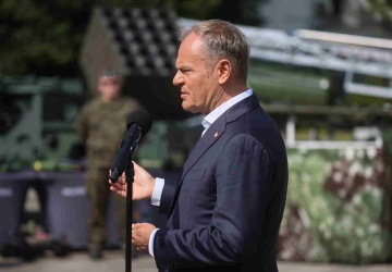 Żurek zwalnia i zawiesza sędziów. Tusk grozi: To dopiero rozgrzewka