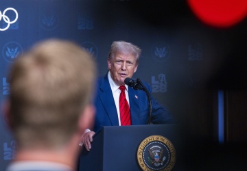 Donald Trump wprowadził dodatkowe 25 proc. cło na towary z Indii za import rosyjskiej ropy