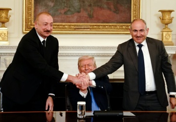 Donald Trump doprowadził do podpisania pokojowej deklaracji pomiędzy prezydentami Armenii i Azerbejdżanu
