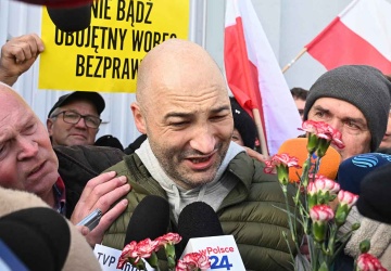 Wszyscy się za niego modlą. Nowe wieści o stanie zdrowia księdza Olszewskiego