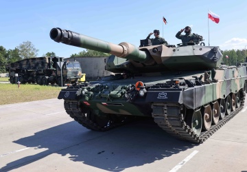 Defilada Wojska Polskiego. Setki pojazdów, statki powietrzne i parada morska 