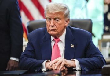 Trump rozmawiał po spotkaniu  Putinem z liderami UE. Wśród nich Karol Nawrocki