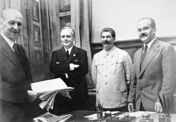 86 lat temu podpisano pakt Ribbentrop–Mołotow. Droga do totalnej eksterminacji Polaków